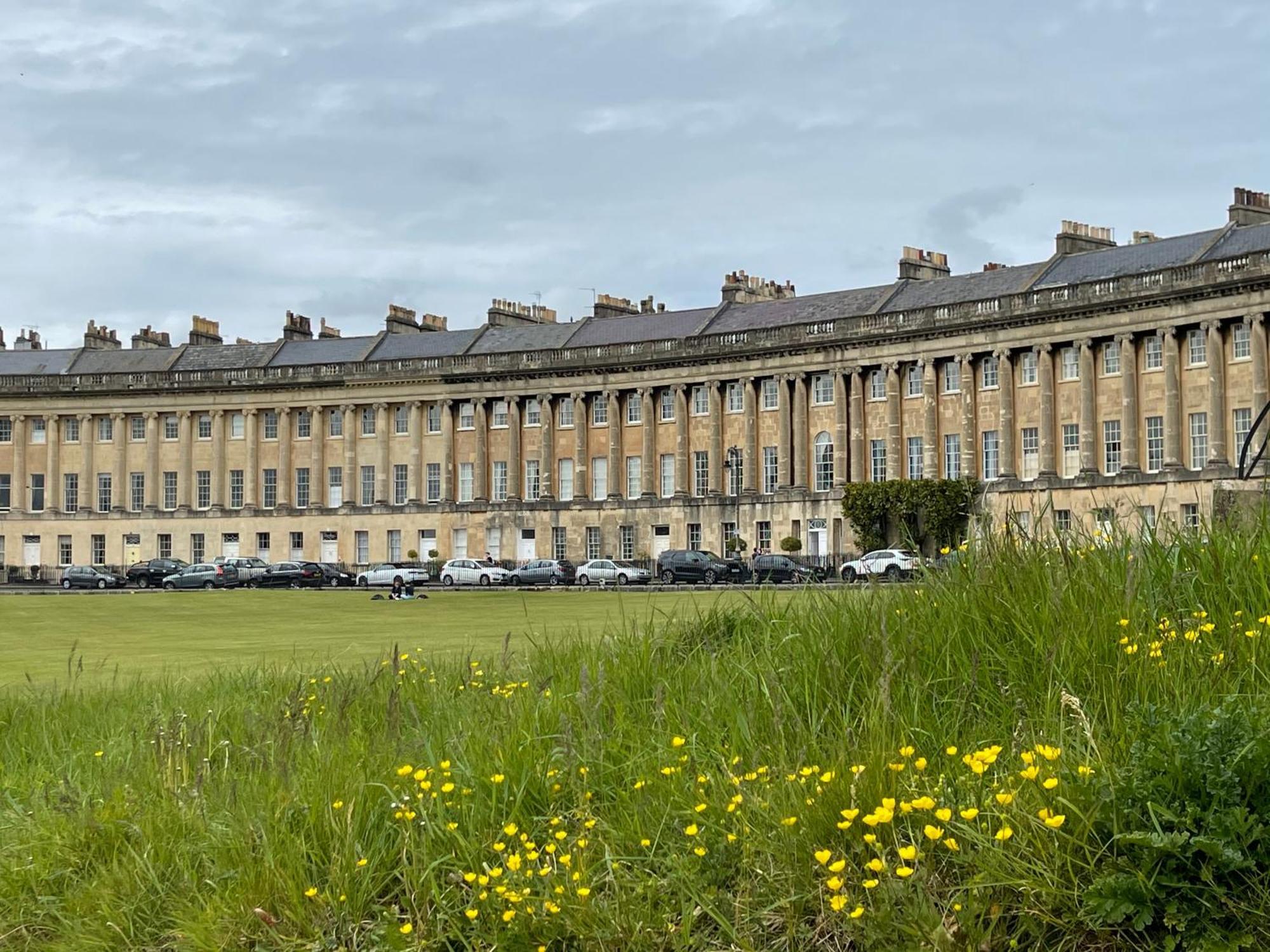 Circus Mews Townhouse:2 Beds:2 En-Suite Baths:Parking:City Centre:Quiet Area 외부 사진