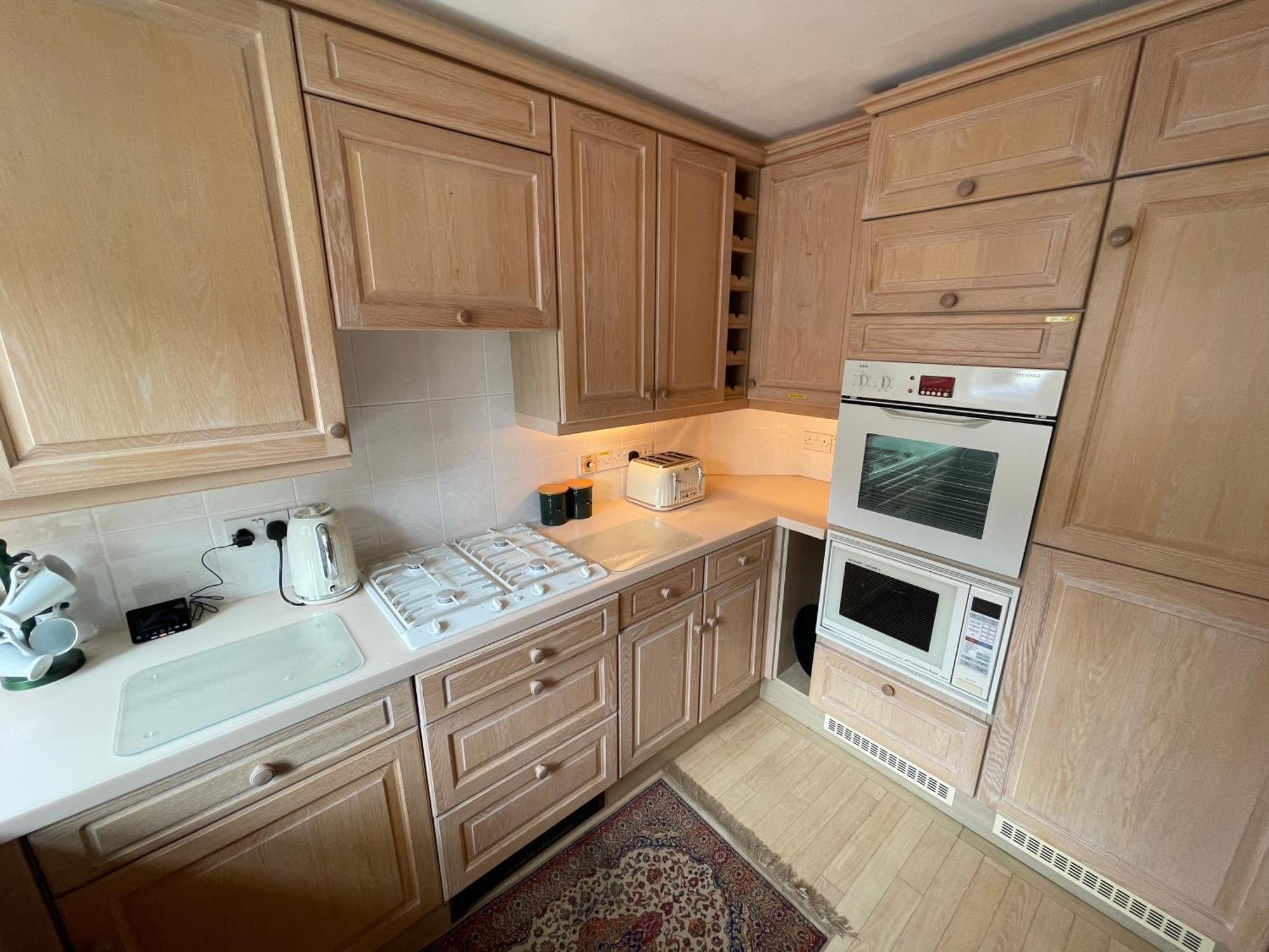 Circus Mews Townhouse:2 Beds:2 En-Suite Baths:Parking:City Centre:Quiet Area 외부 사진