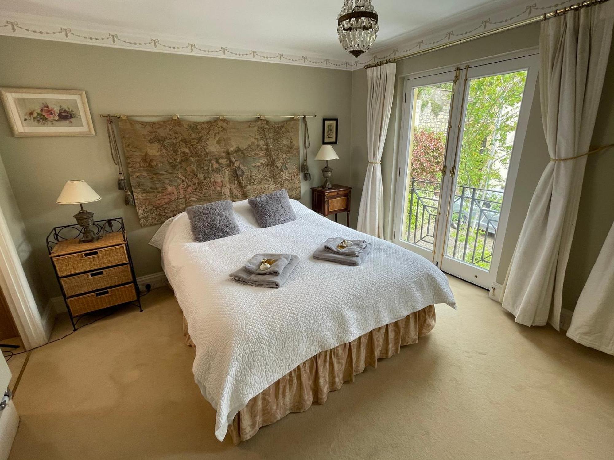 Circus Mews Townhouse:2 Beds:2 En-Suite Baths:Parking:City Centre:Quiet Area 외부 사진